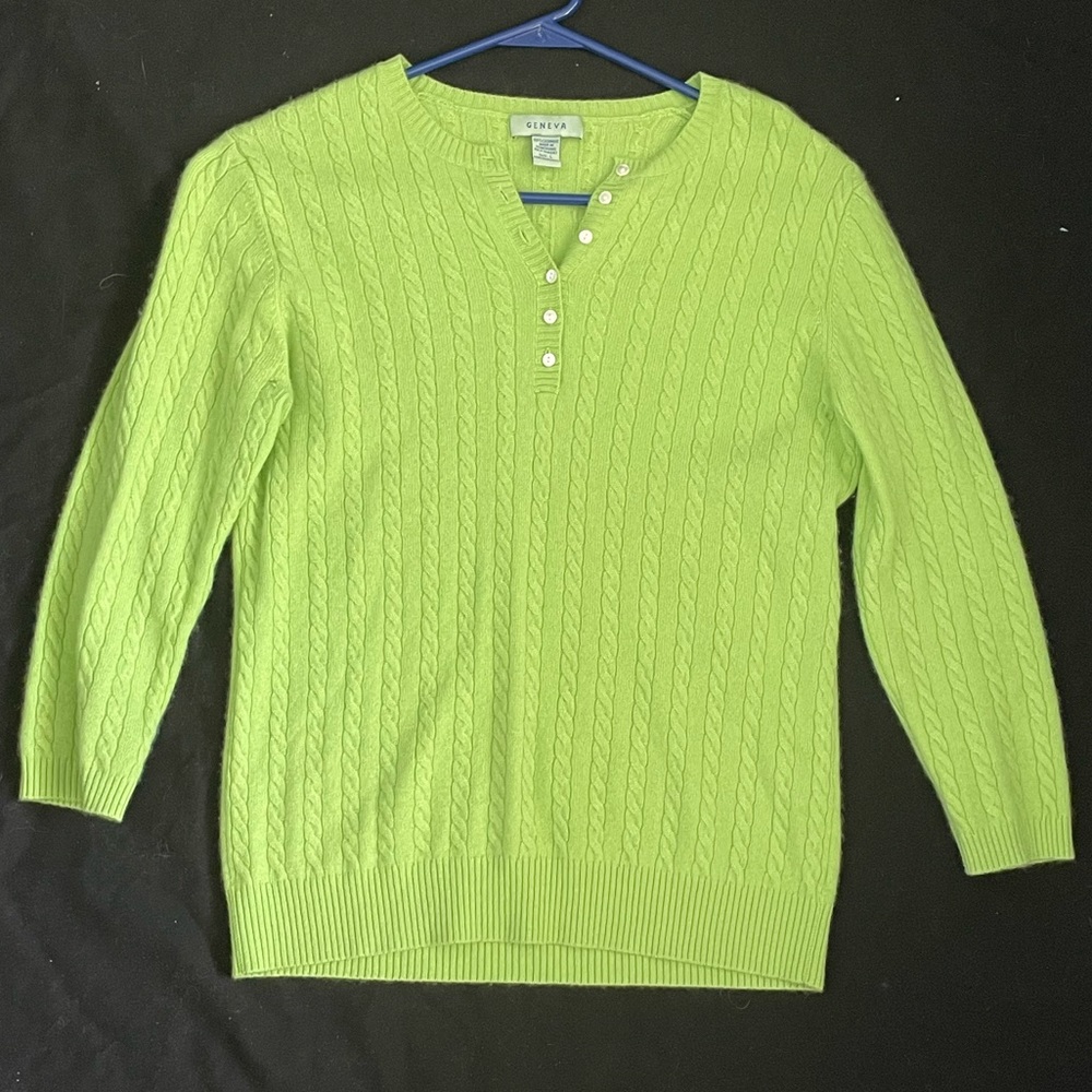 Green Geneva 100%cashmere sweater